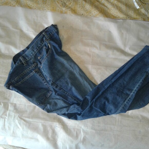 Kenneth Cole men's jeans size 32 - Picture 1 of 3